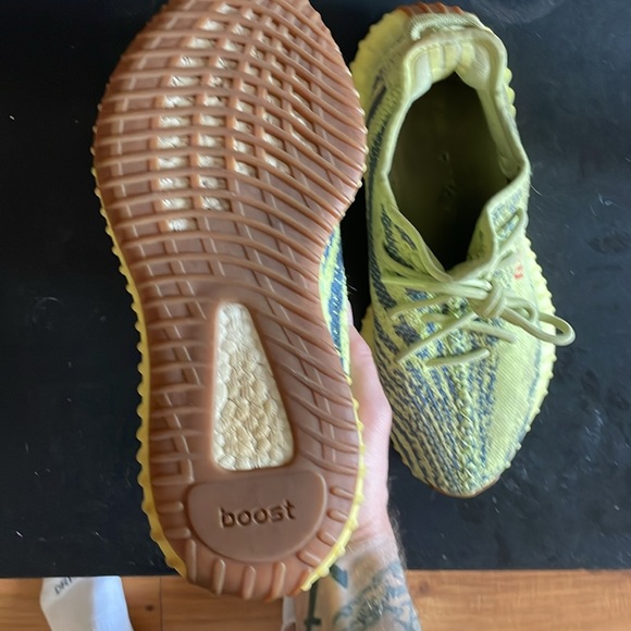 Neon yellow Yeezy boost 350 shoes size 7.5 used still in good shape - Picture 7 of 7